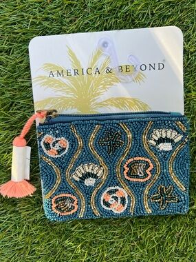 Sea Shell Beach Beaded Coin Pouch